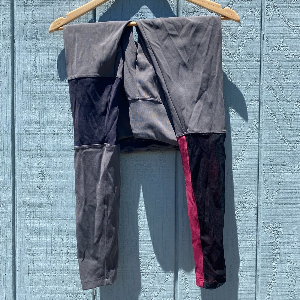 Gray paneled leggings